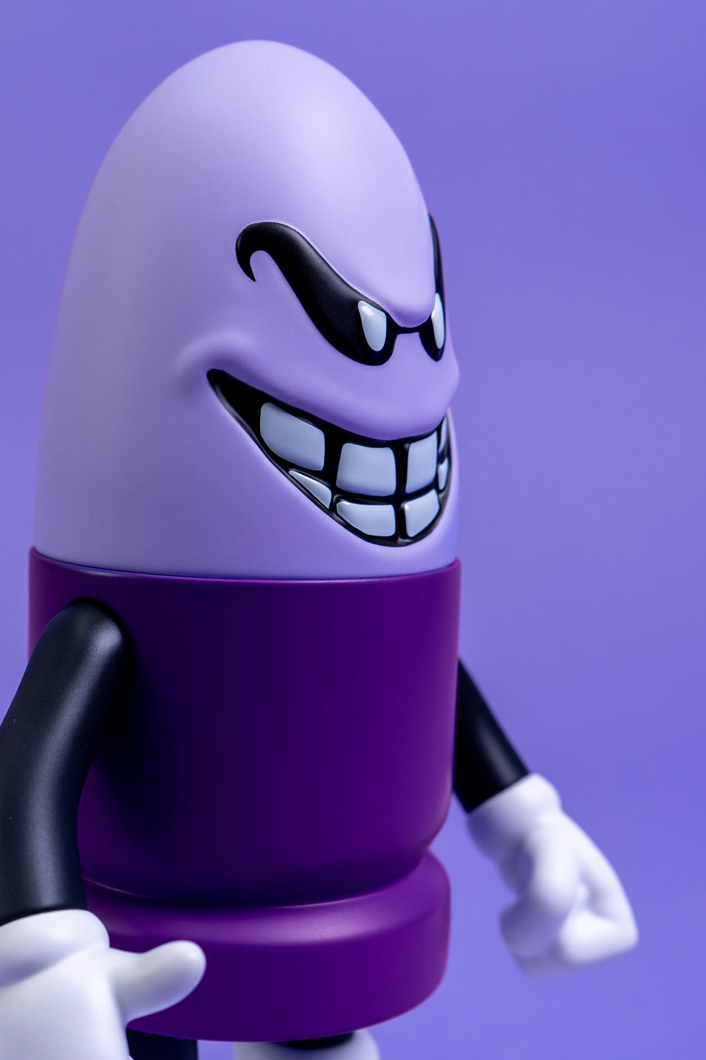 Bully Figurine